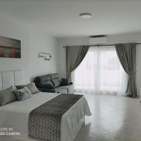 Benalsuite Estudio, Piscina Y Playa En Benalbeach, Benalmádena Exterior foto