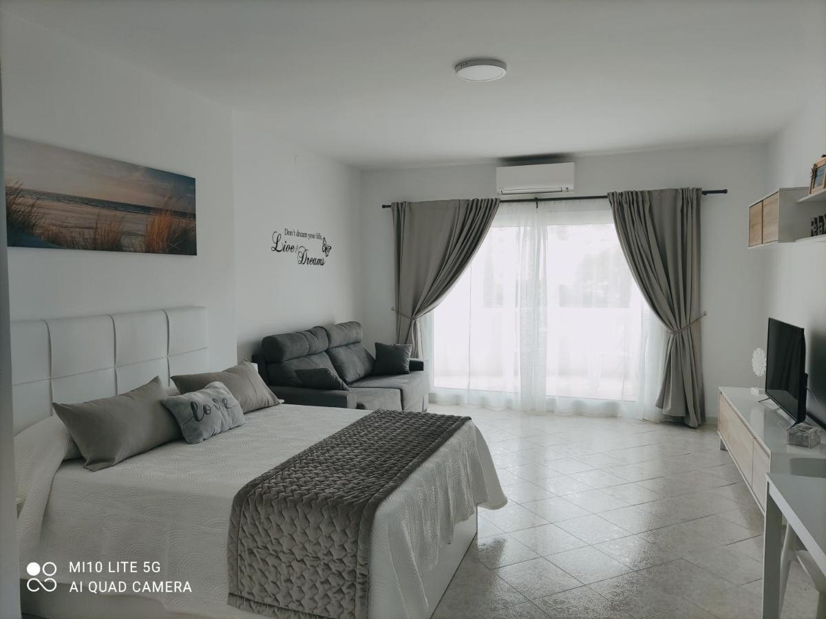 Benalsuite Estudio, Piscina Y Playa En Benalbeach, Benalmádena Exterior foto